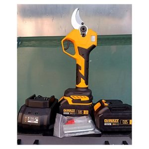 Aku makaze za voce DEWALT 168V baterije 2 u koferu