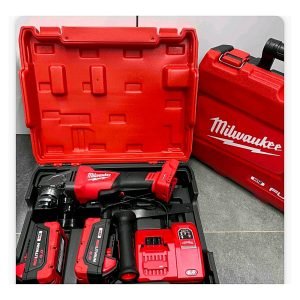 Aku brusilica Milwaukee 128V