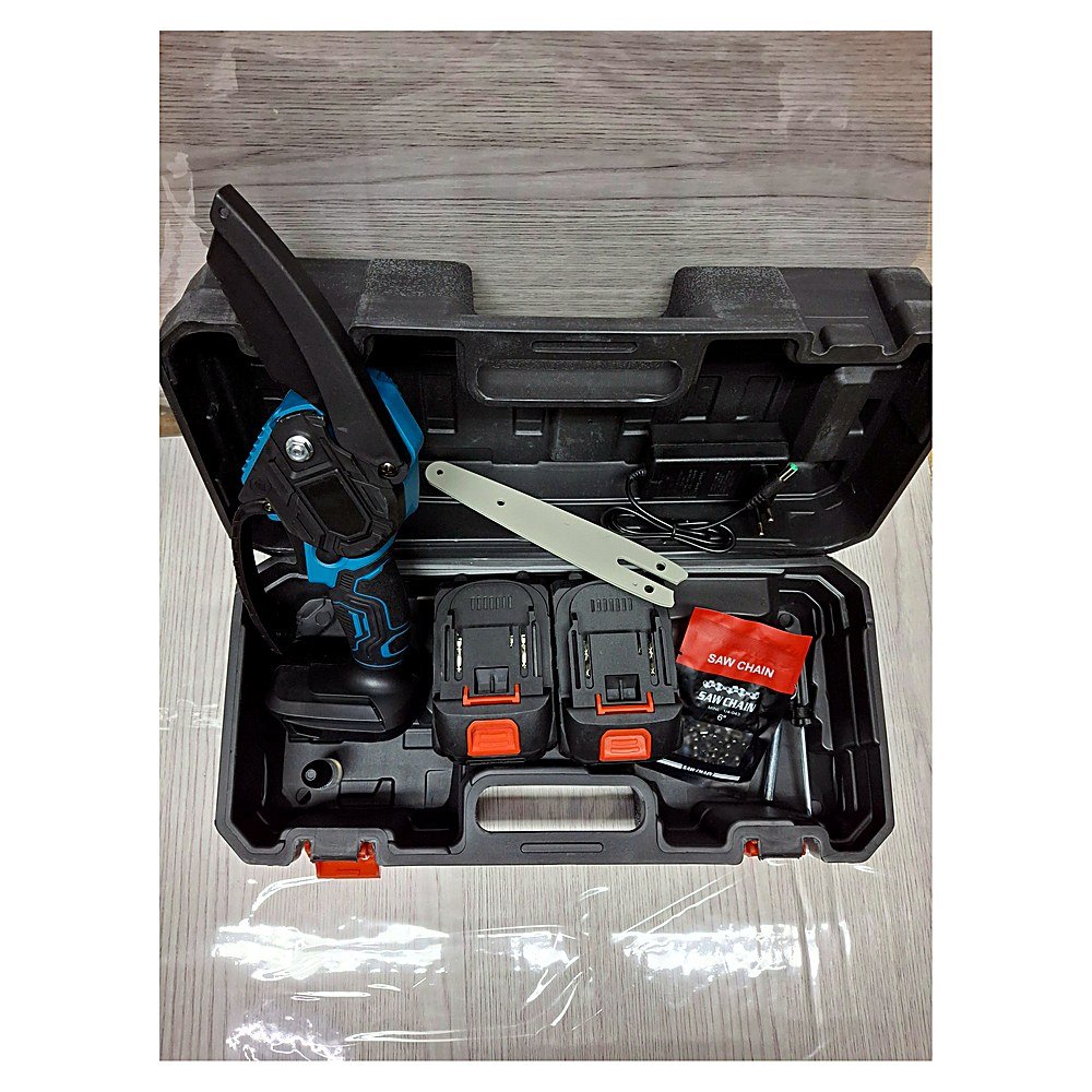 Aku rucna testera MAKITA sa 2 baterije LNT -850 -128W